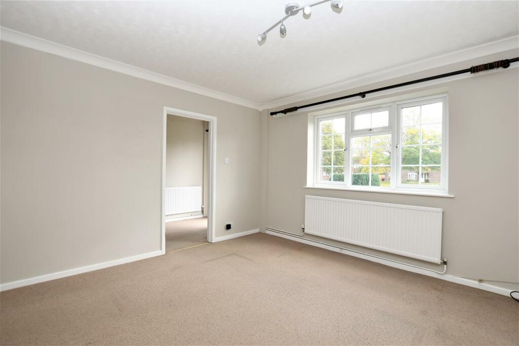 Additional image 3 of Summerfield Close, London Colney