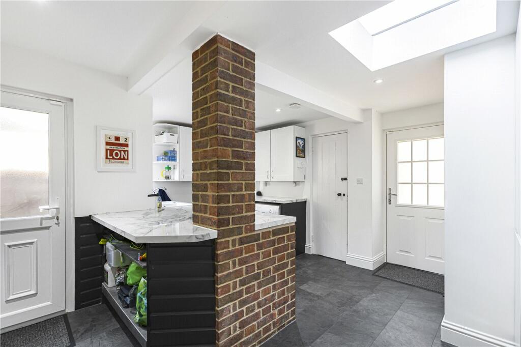 Additional image 7 of Parkway, Welwyn Garden City, Hertfordshire, AL8