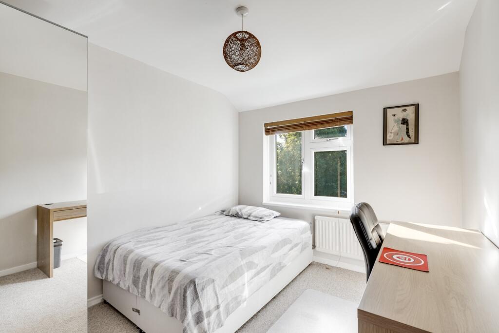 Additional image 19 of Digswell Park Road