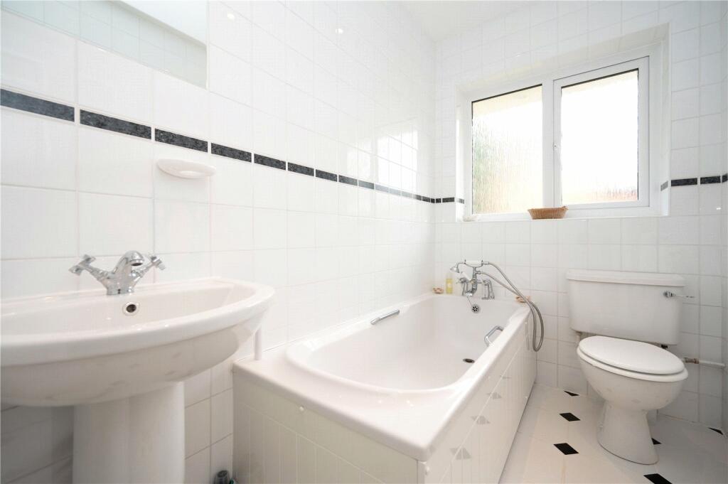 Additional image 10 of Mayflower Road, Park Street, St. Albans, Hertfordshire