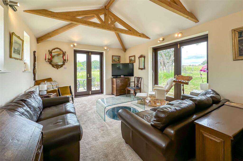 Additional image 4 of Priors Spring House, Little Woodend, Markyate, AL3