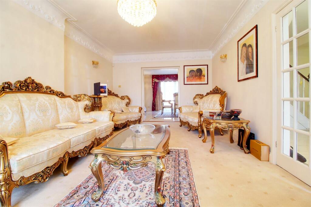 Additional image 4 of Mymms Drive, Brookmans Park