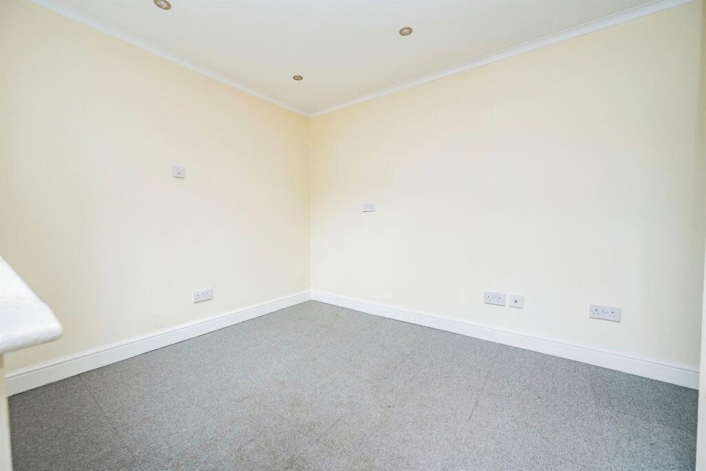 Additional image 15 of Selwyn Crescent, Hatfield