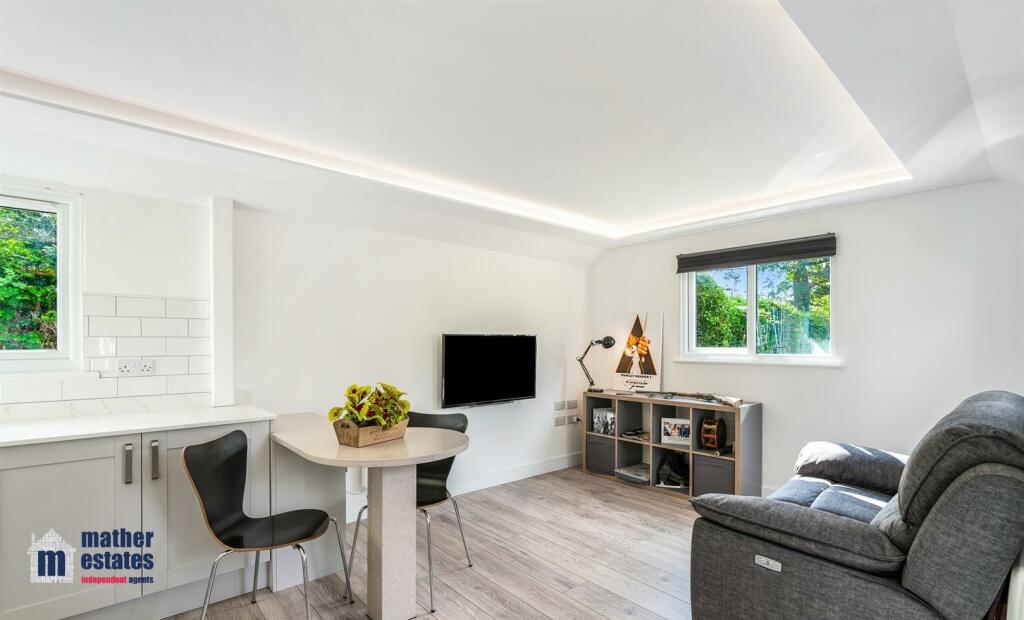 Additional image 11 of Spielplatz, Lye Lane, Bricket Wood