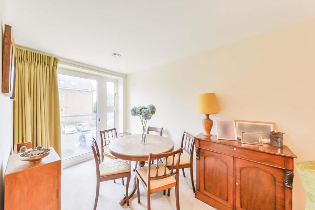 Additional image 3 of Eleanor House, 232 London Road, St Albans, Hertfordshire, AL1 1NR