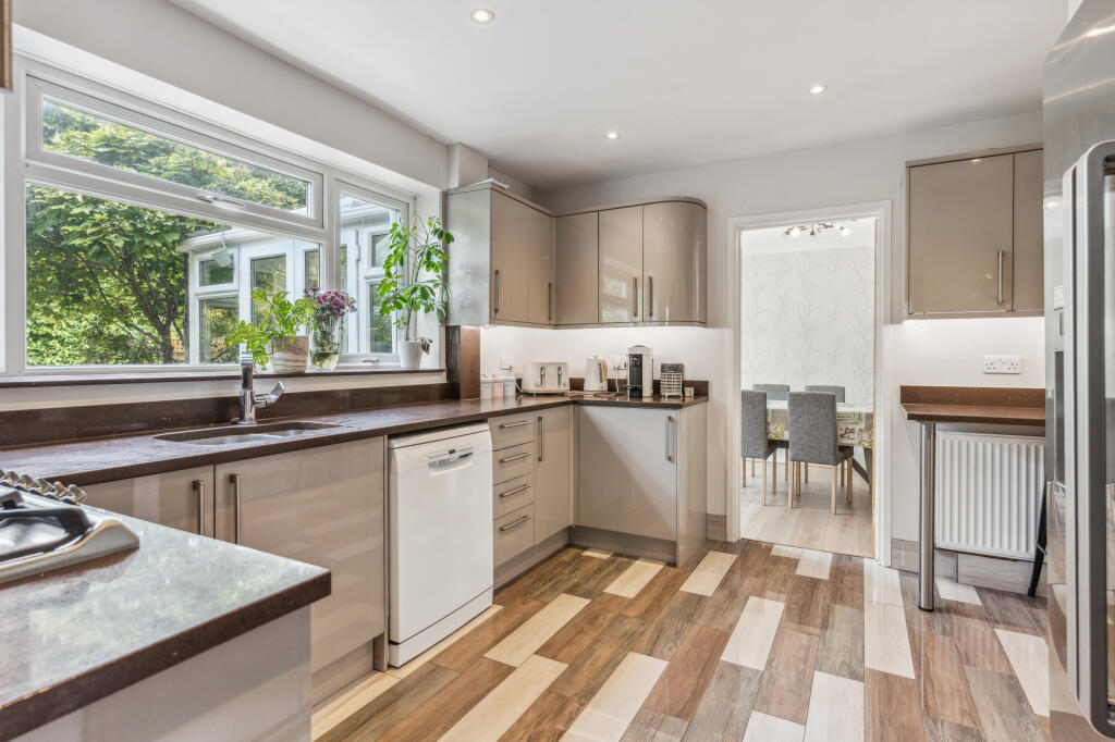 Additional image 23 of Field View Rise, Bricket Wood, St. Albans, Hertfordshire