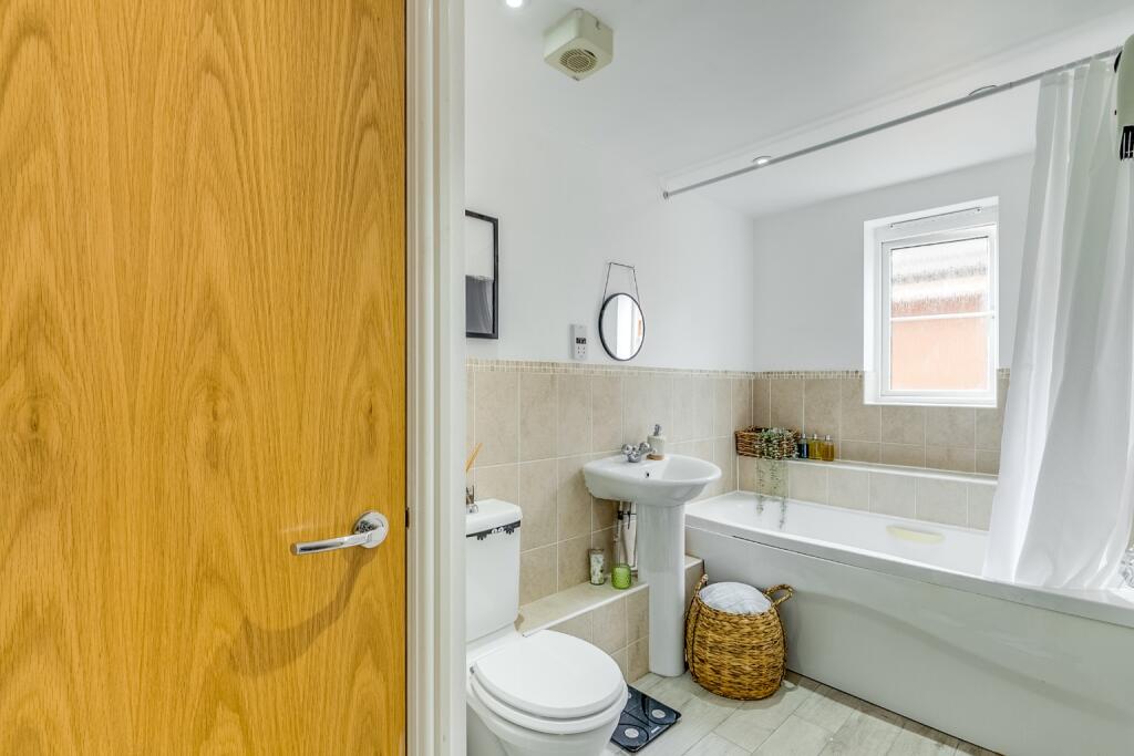 Additional image 13 of Sir John Newsom Way, Welwyn Garden City, Hertfordshire, AL7