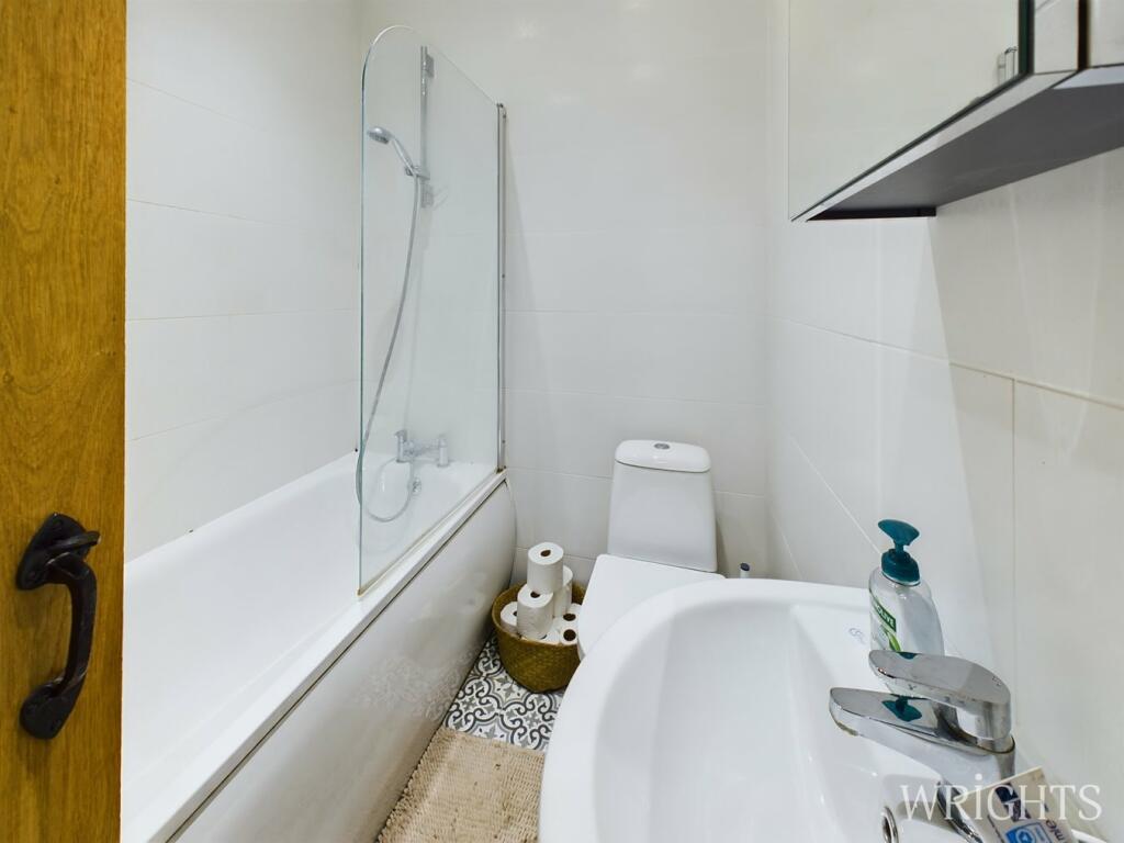 Additional image 12 of Burnham Green Road, Welwyn, AL6