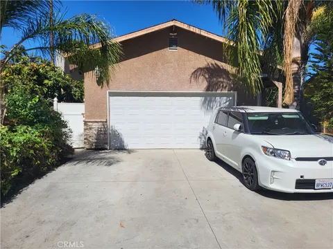 248 W 17th Street W, San Bernardino, CA 92405