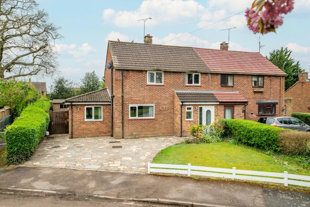 Additional image 4 of Fellowes Lane, Colney Heath, St. Albans, Hertfordshire, AL4
