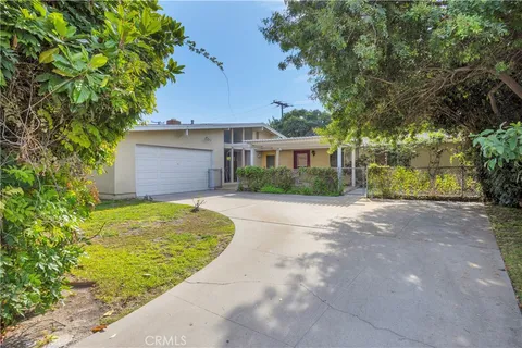 12791 Martha Ann Drive, Rossmoor, CA 90720