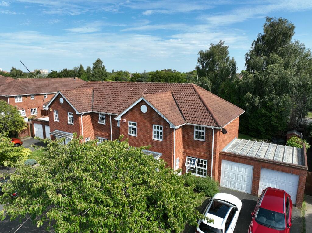 Additional image 12 of Rooks Close, Welwyn Garden City, AL8