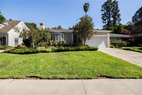 4112 Woodcliff Road, Sherman Oaks, CA 91403
