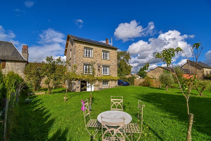 Additional image 2 of Meilhards, Limousin, 19510, France