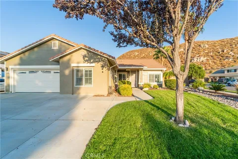 1220 Spicestone Drive, Hemet, CA 92545