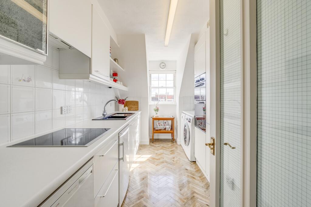 Additional image 8 of Asquith House, Guessens Road, Welwyn Garden City, Hertfordshire, AL8