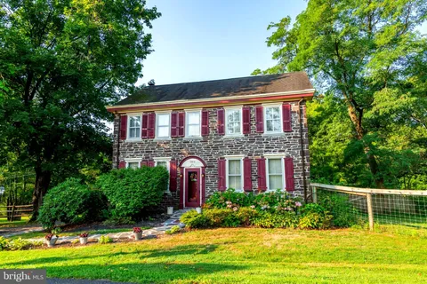 1323 Old Sumneytown Pike, Harleysville, PA 19438
