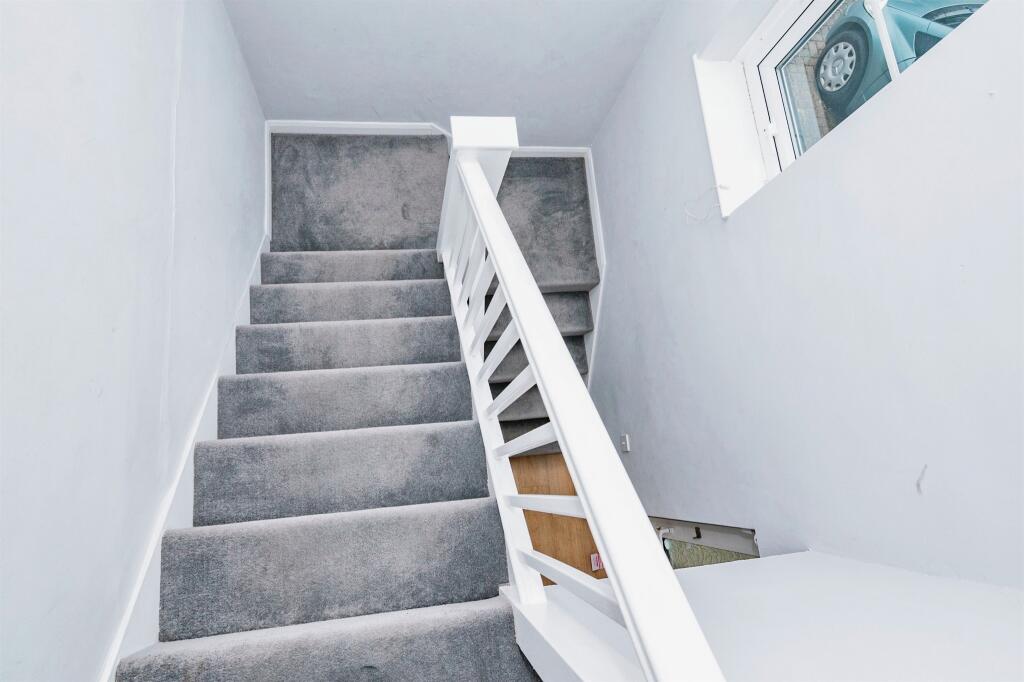 Additional image 11 of Lincoln Close, WELWYN GARDEN CITY