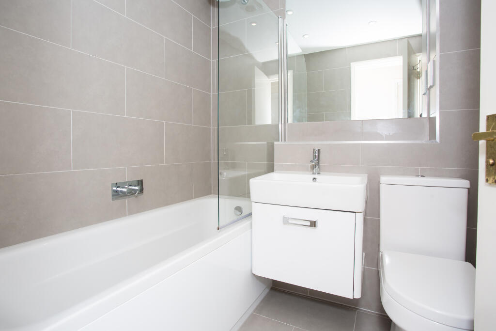 Additional image 6 of Dexter Close, St. Albans, Hertfordshire, AL1