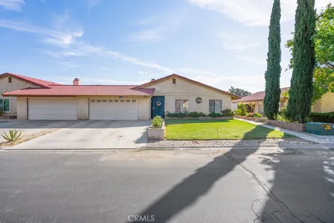 10335 Shahaptain Avenue, Hesperia, CA 92345