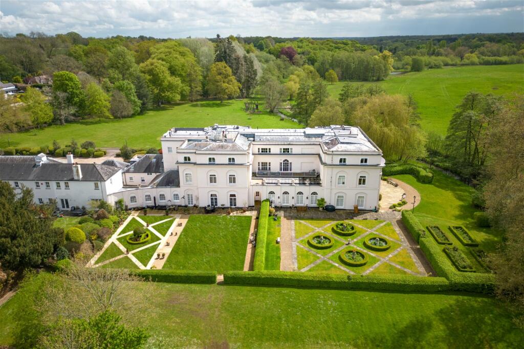 Additional image 10 of Tewin Water House, Digswell, Hertfordshire