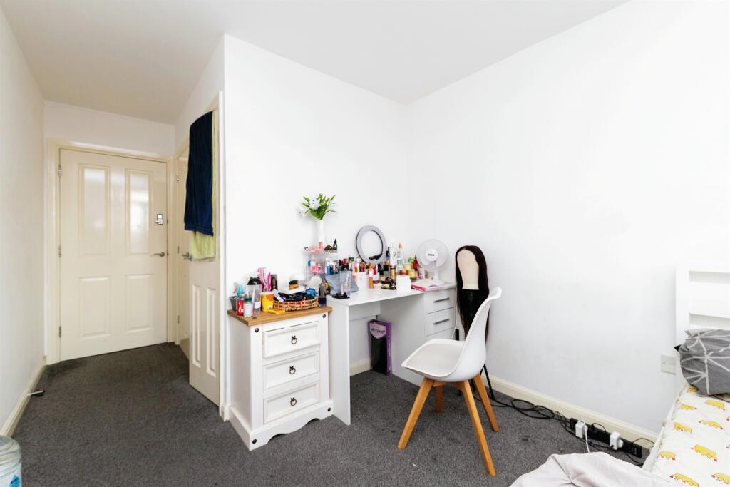 Additional image 8 of Dragon Road, Hatfield