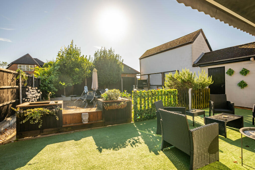 Additional image 3 of Park Street Lane, Park Street, St. Albans, Hertfordshire, AL2