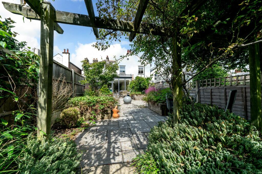 Additional image 25 of Stanhope Road, St. Albans