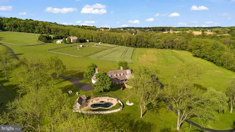 4635 Newark Road, Cochranville, PA 19330