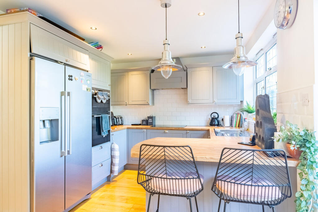 Additional image 8 of White Horse Lane, London Colney, St. Albans, Hertfordshire, AL2