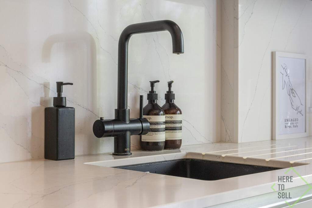 Additional image 9 of Brookmans Place, Brookmans Park, AL9