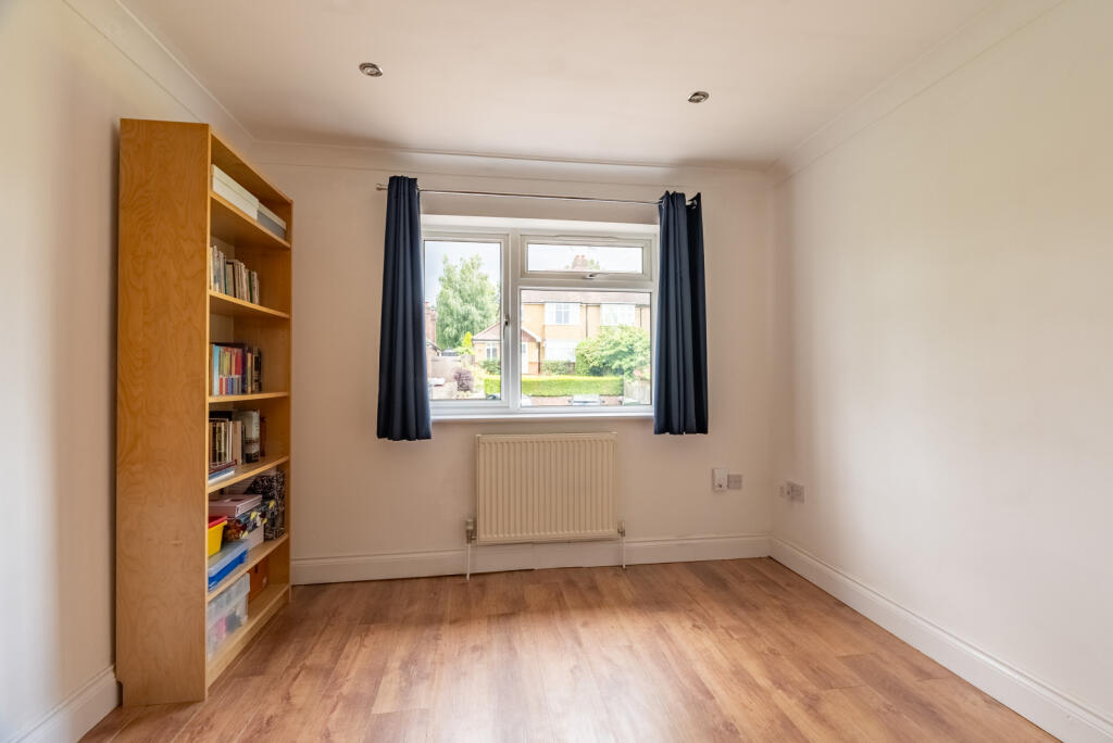 Additional image 16 of Mount Drive, Park Street, St. Albans, Hertfordshire, AL2