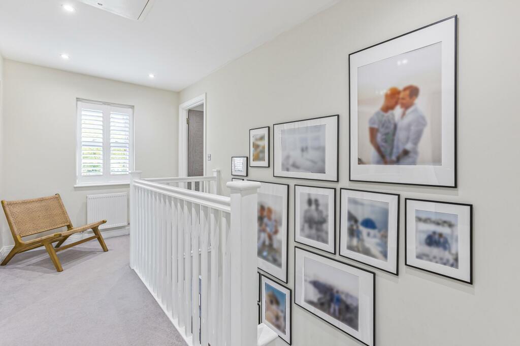 Additional image 22 of Lake View, Frogmore, AL2