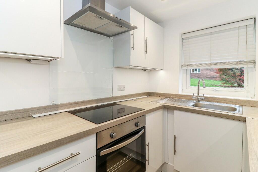 Additional image 3 of Christchurch Close, St. Albans, Hertfordshire, AL3