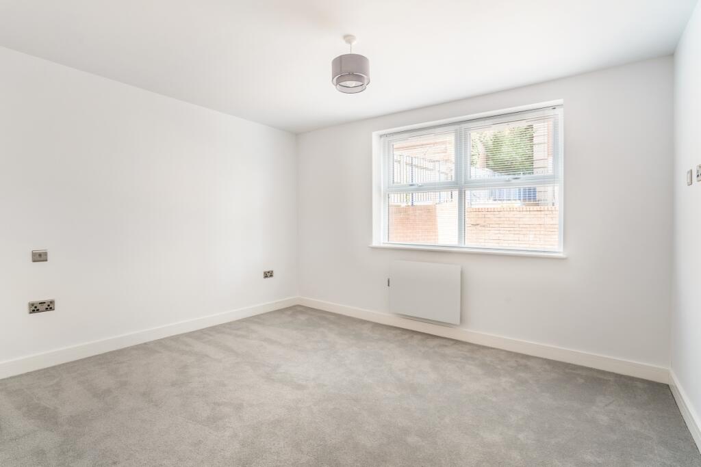 Additional image 11 of London Road St. Albans AL1