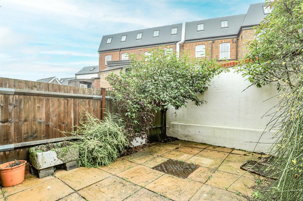 Additional image 6 of Bowes Lyon Mews, St Albans, Hertfordshire, AL3