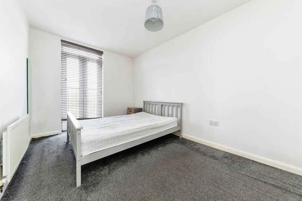 Additional image 12 of Dragon Road, Hatfield