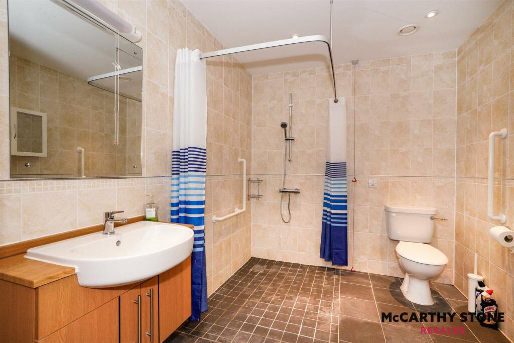 Additional image 12 of Peel Court, College Way, Welwyn Garden City, Hertfordshire, AL8 6DG