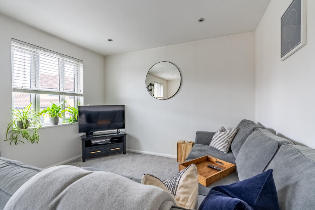 Additional image 3 of Beverley Gardens, St Albans, AL4