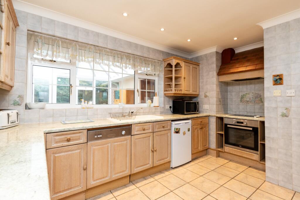 Additional image 9 of Sharmans Close, Welwyn, Hertfordshire, AL6