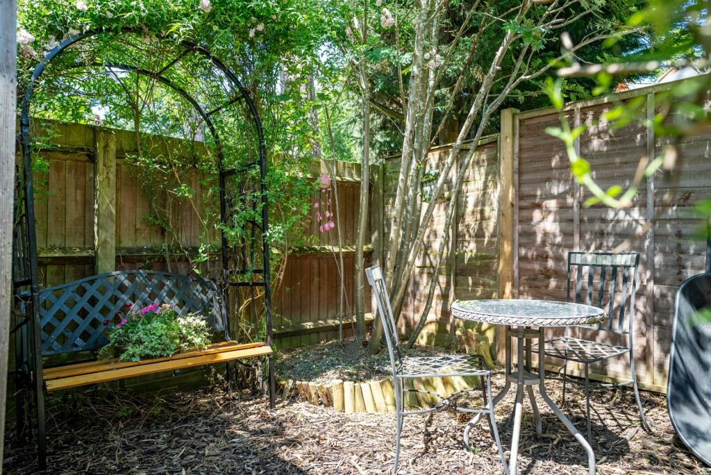 Additional image 17 of Azalea Close, Napsbury Park, St. Albans, Hertfordshire, AL2