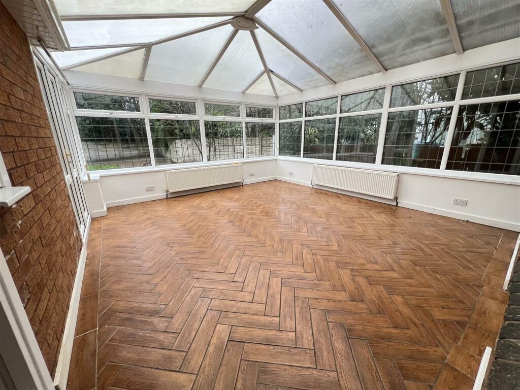 Additional image 20 of Englestede Close, Handsworth Wood, Birmingham