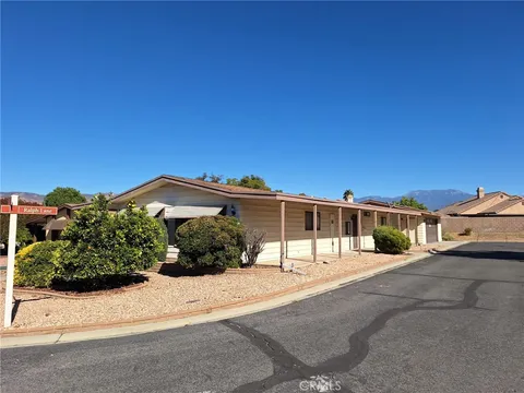 1300 W Menlo Avenue Unit 227, Hemet, CA 92543