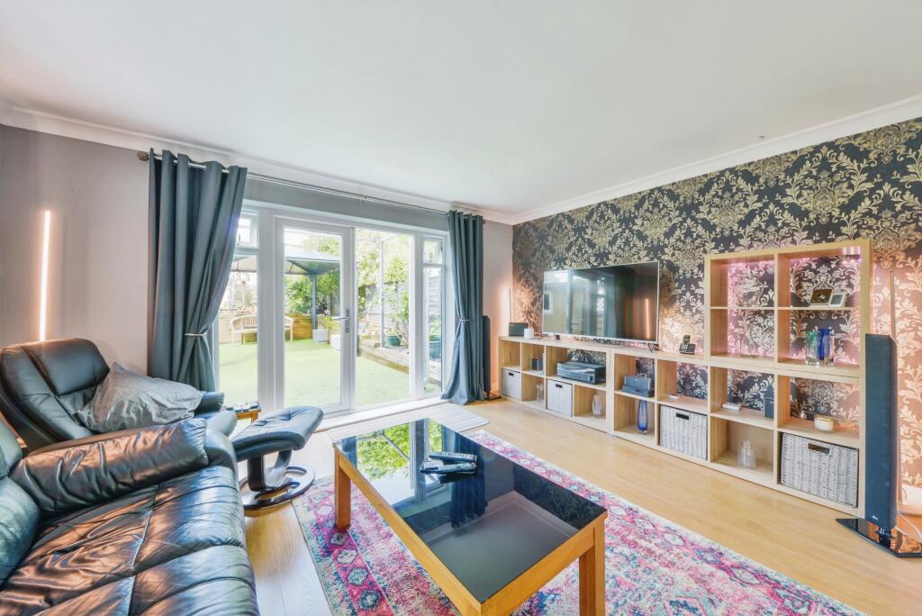 Additional image 10 of Broomleys, St. Albans, AL4