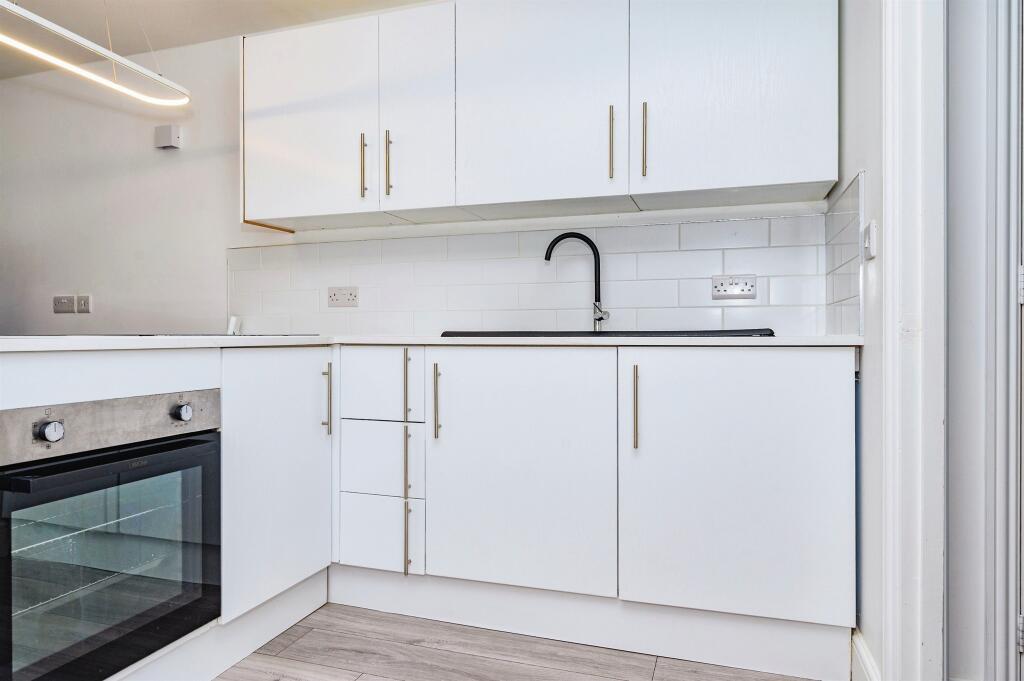 Additional image 18 of Kennedy Close, London Colney, St. Albans