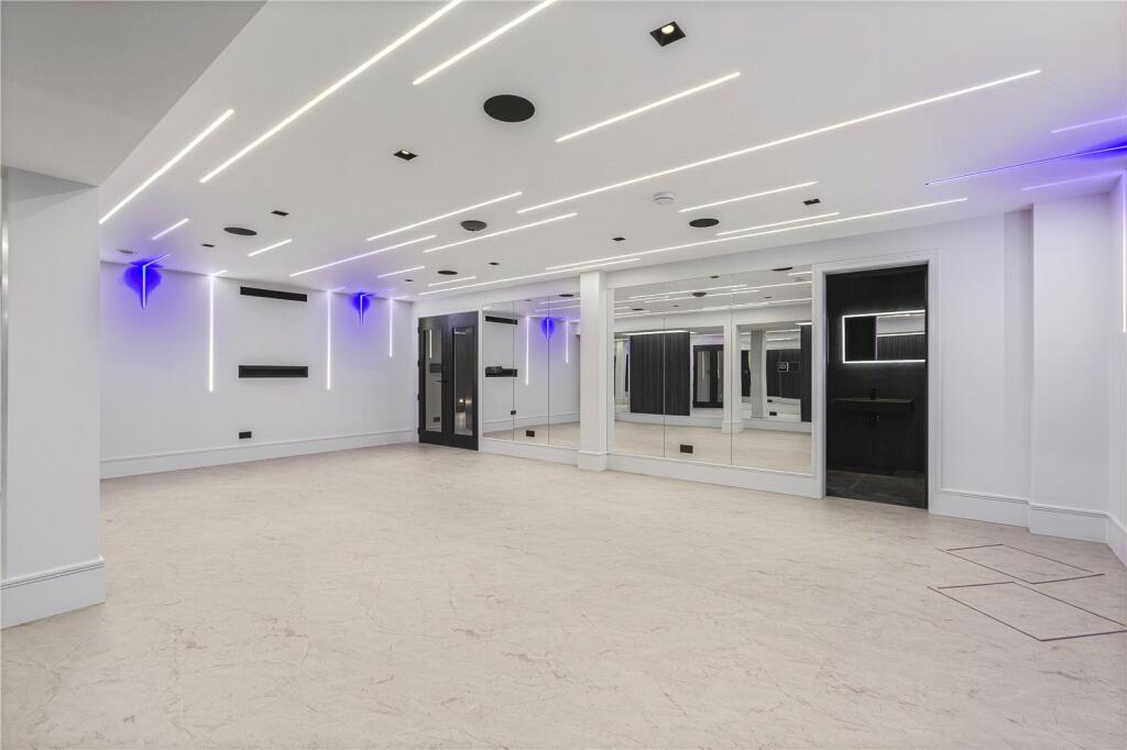 Additional image 18 of Brookmans Avenue, Brookmans Park, Hertfordshire, AL9