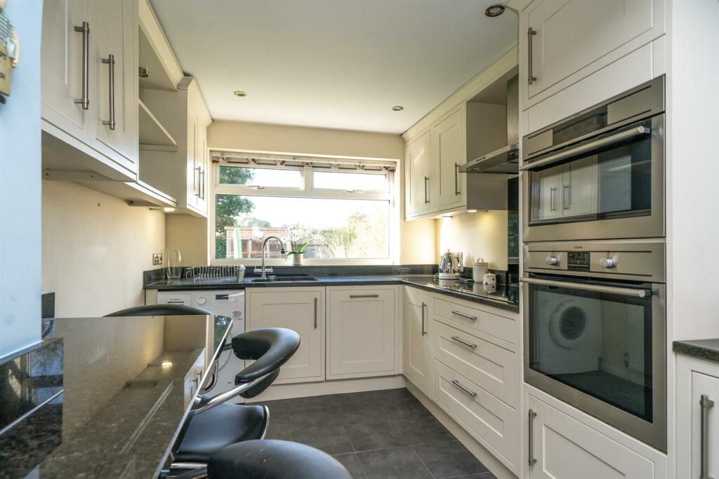 Additional image 6 of Fontmell Close, St. Albans