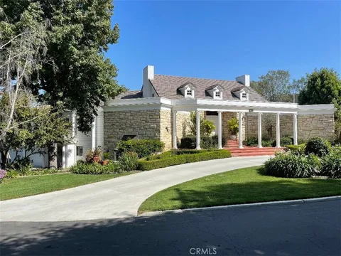 4641 N Virginia Road, Long Beach, CA 90807