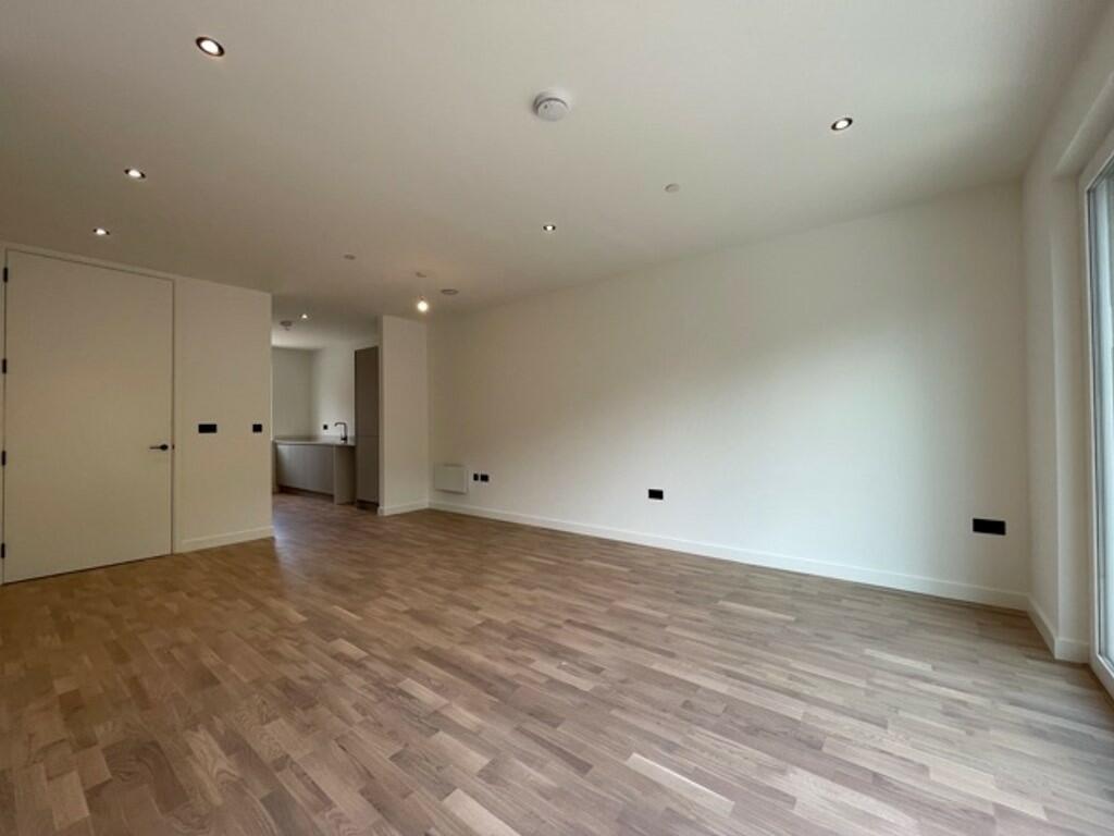 Additional image 14 of South Loop Square, Birmingham