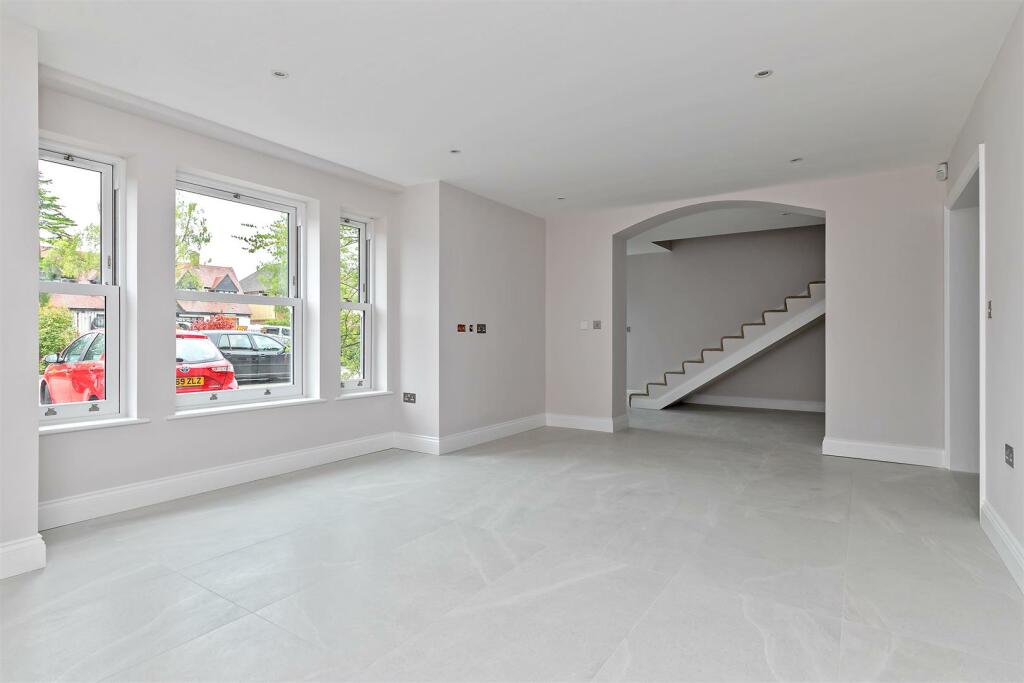 Additional image 8 of Brookmans Avenue, Brookmans Park
